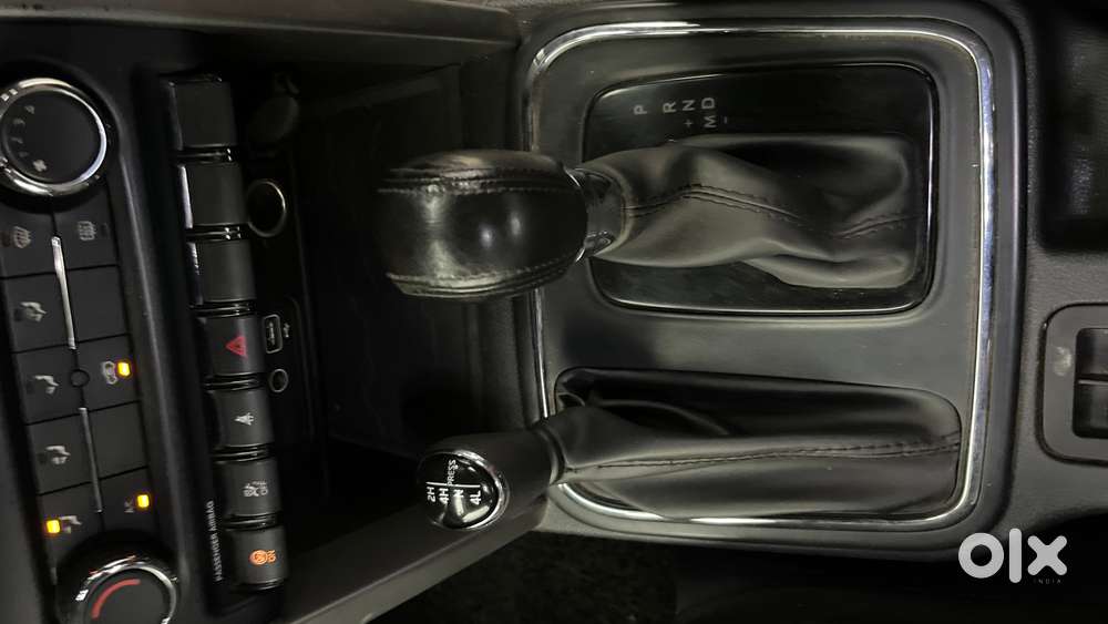 Mahindra Thar Lx P At 4wd 4s Ht, 2022, Petrol