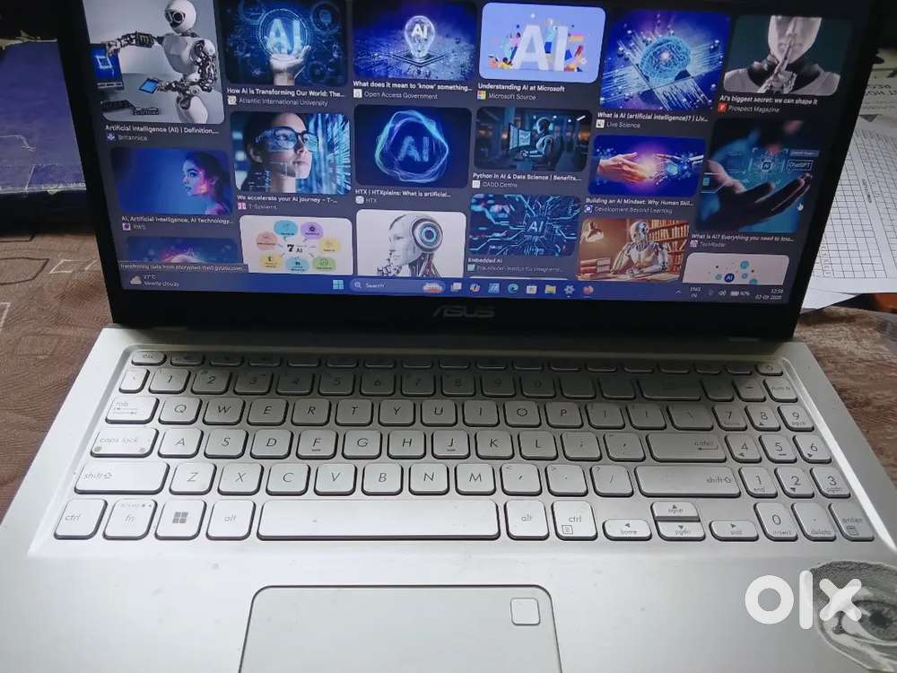 ASUS VivoBook X515EA  11th Gen i3  8GB RAM  256GB SSD  Excellent C