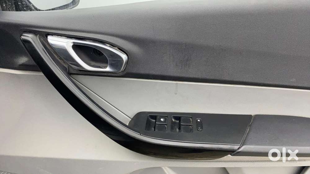 Tata Tiago Xza Plus, 2020, Petrol