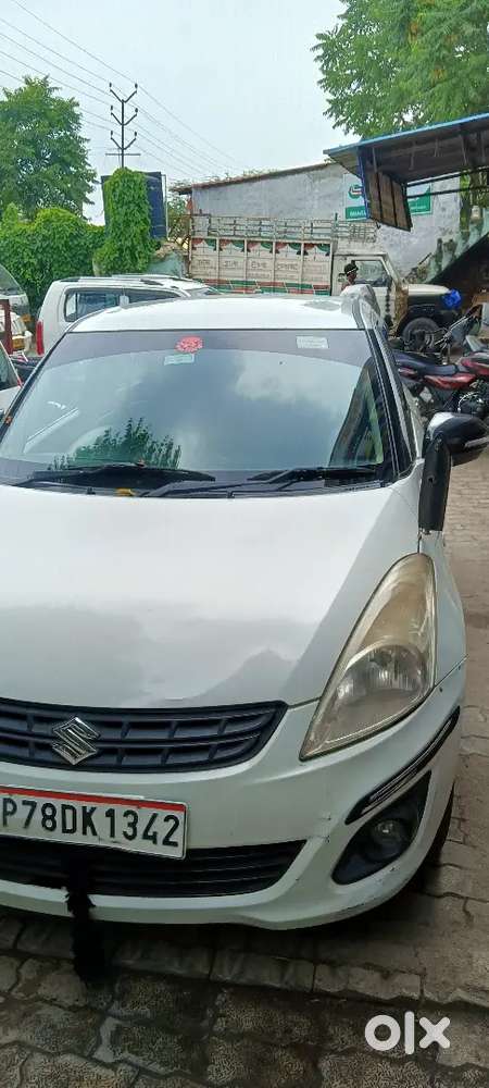 Maruti Suzuki Swift Dzire 2014 Diesel 125000 Km Driven Alloy Wheels