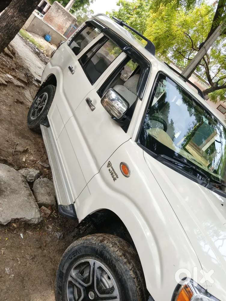 Mahindra Scorpio 2012 Diesel 80000 Km Driven