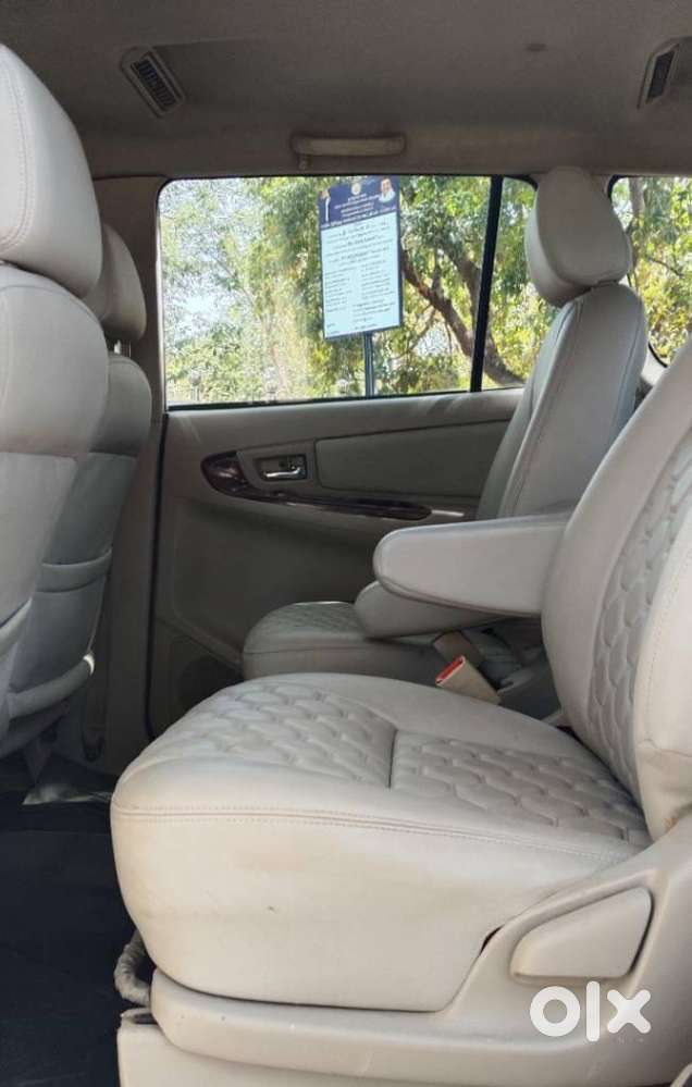 Toyota Innova 2.5 V 7 Str, 2013, Diesel
