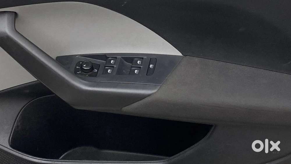 Skoda Kushaq 1.0 Tsi Ambition, 2022, Petrol