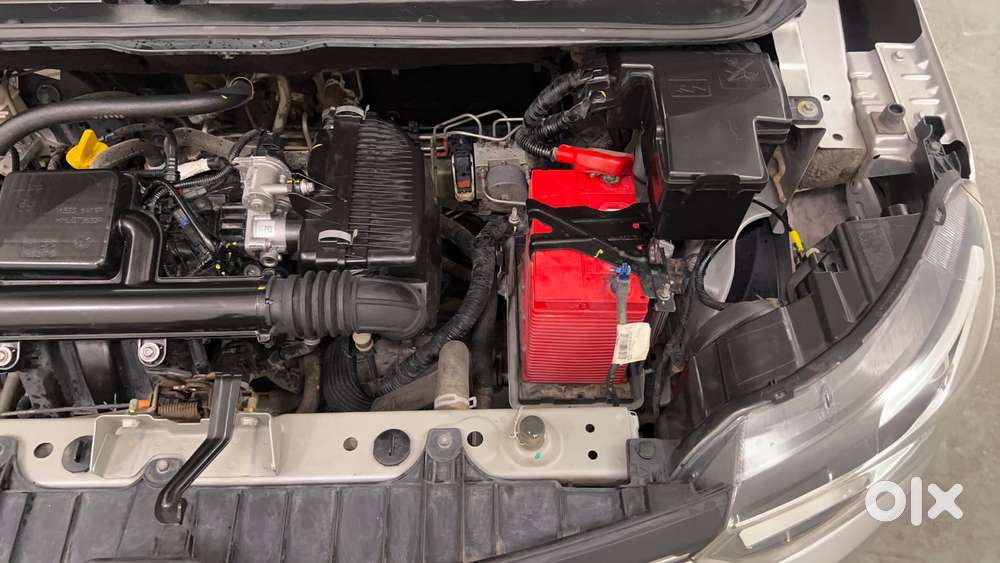Renault Triber Rxz, 2024, Petrol