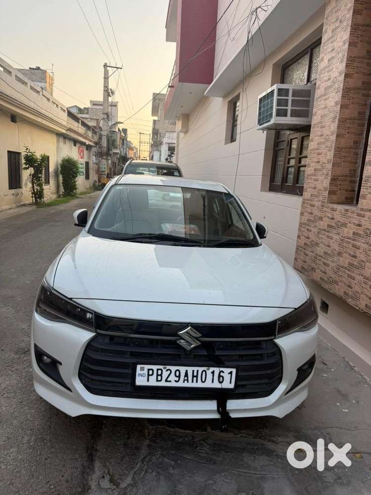 Maruti Suzuki Dzire Petrol 27000 Km Driven