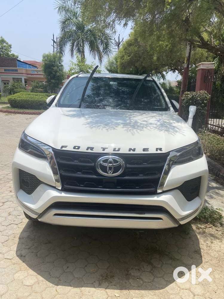 Toyota Fortuner 2024 Diesel Well Maintained