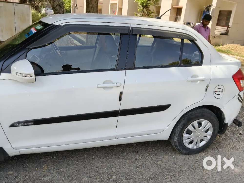 Maruti Suzuki Dzire 2014 Petrol 64000 Km Driven