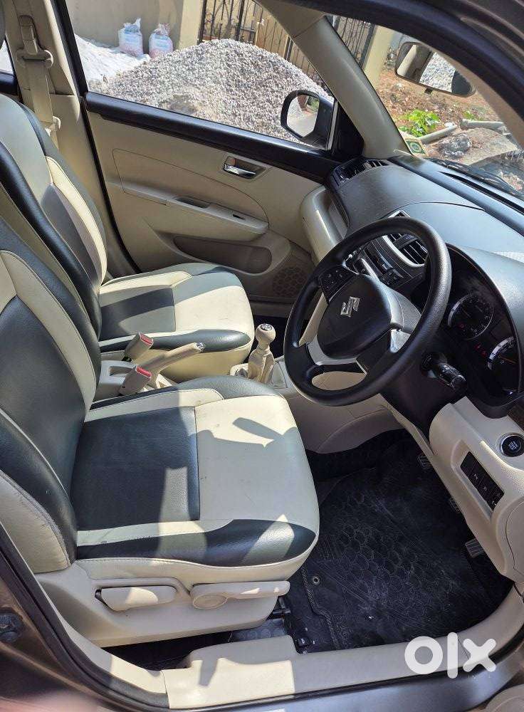 Maruti Suzuki Swift Dzire 1.2 Zxi Bsiv, 2015, Petrol