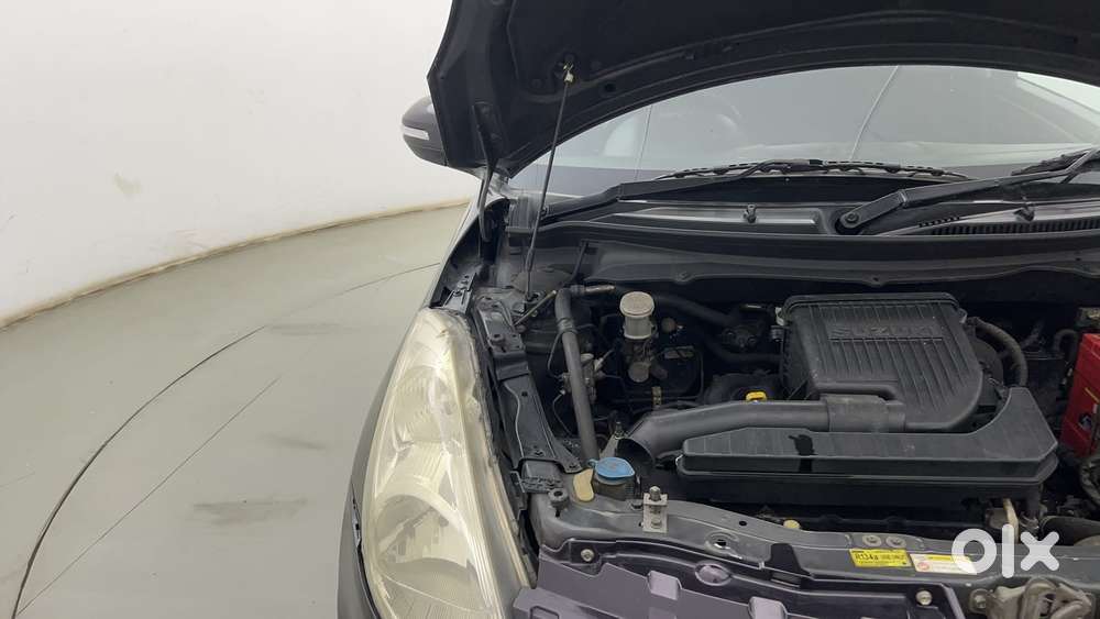 Maruti Suzuki Swift Vvt Vxi, 2016, Petrol