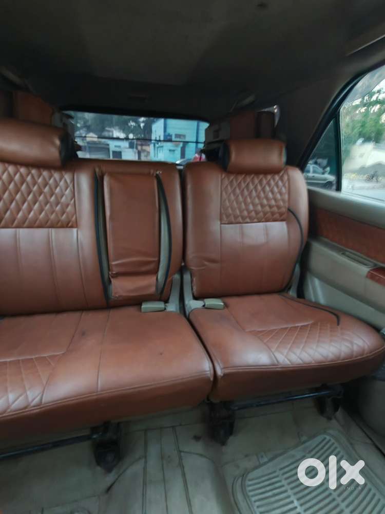 Toyota Fortuner 2010 Model