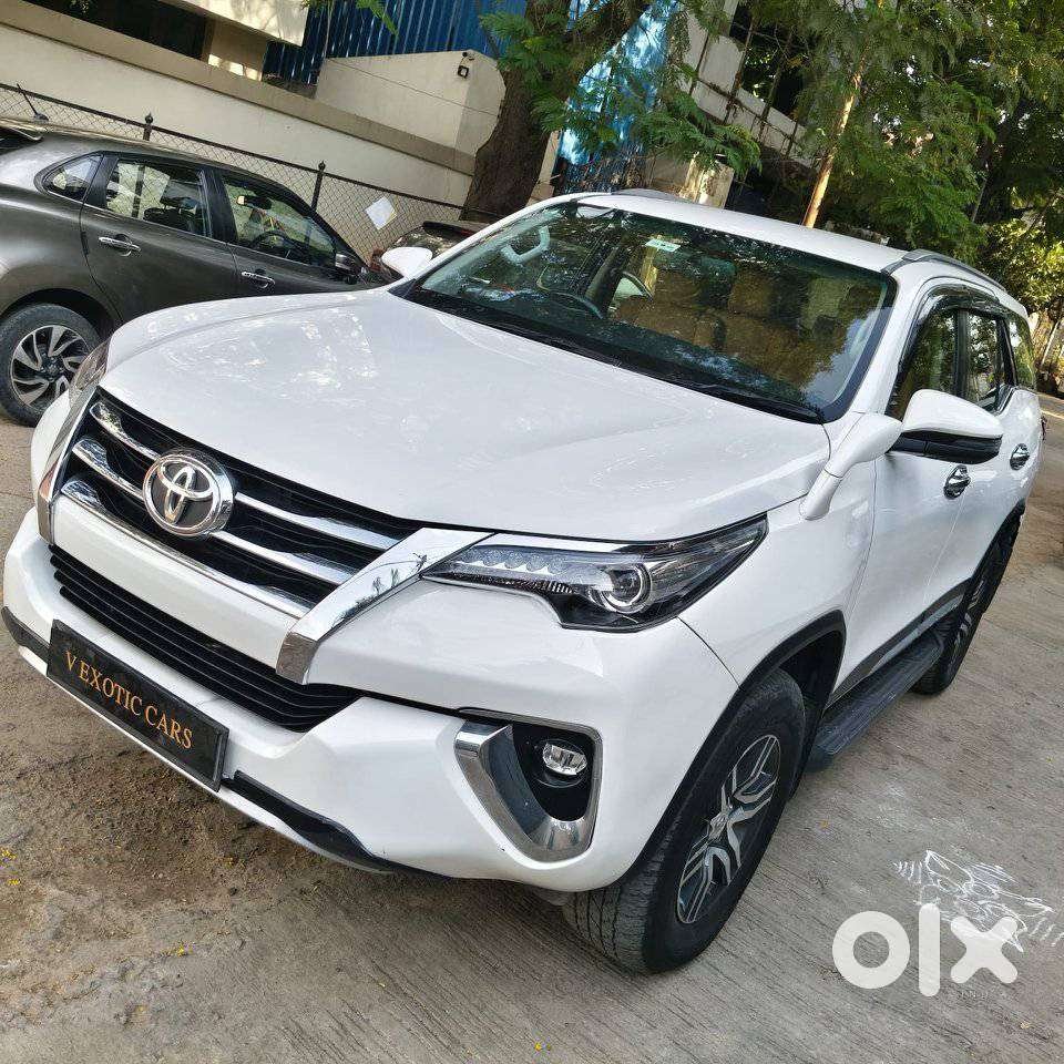 Toyota Fortuner 4x2 At 2.8 Diesel, 2020, Diesel