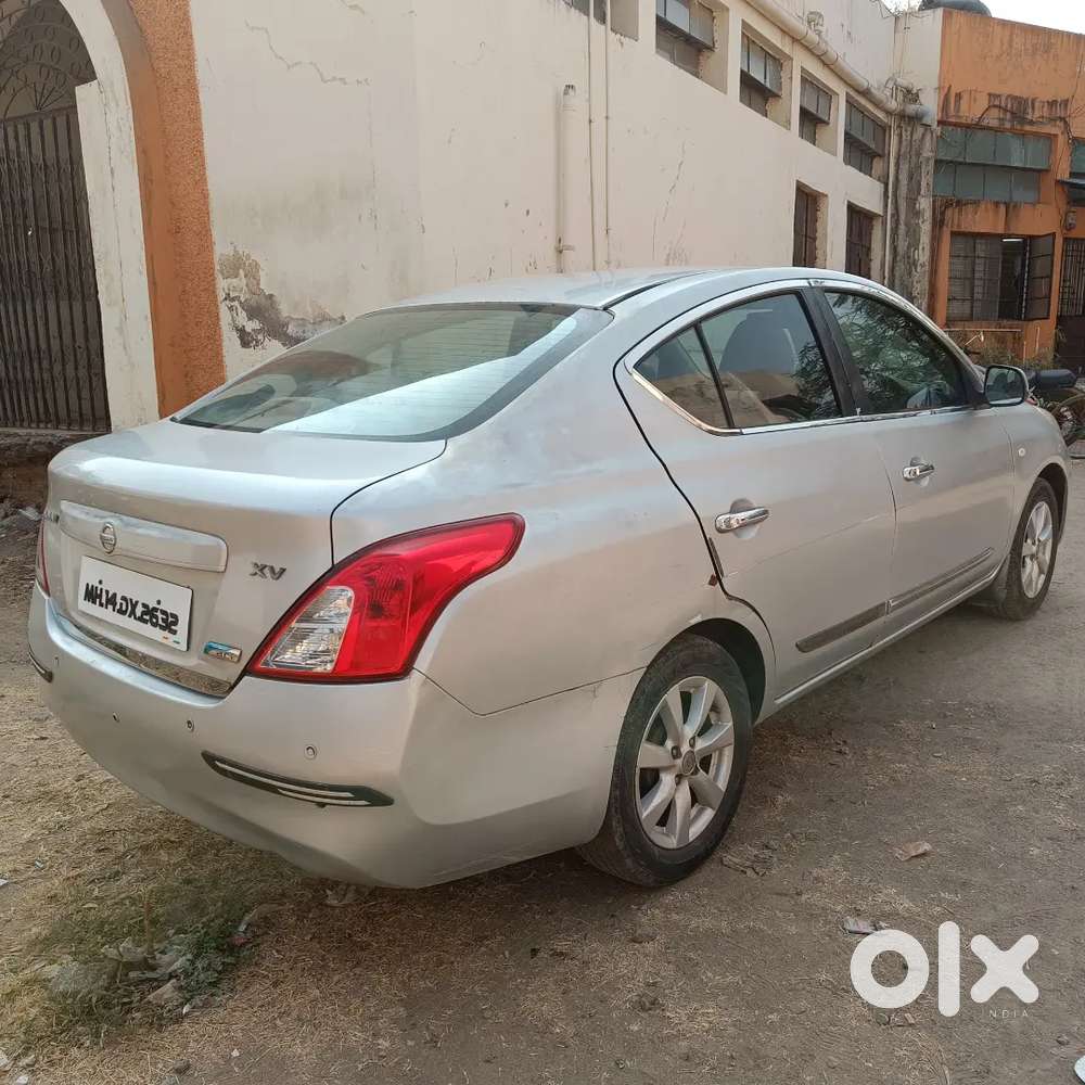 Nissan Sunny Diesel Xv Top Model Push Button Start Average 25