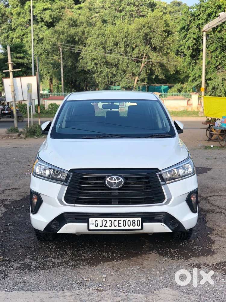 Toyota Innova Crysta [2020-ongoing] 2.4 Gx At 8 Str, 2021, Diesel