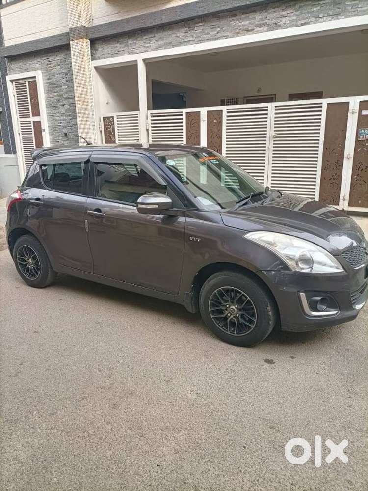 Maruti Suzuki Swift Vxi Abs Bsiv, 2015, Petrol