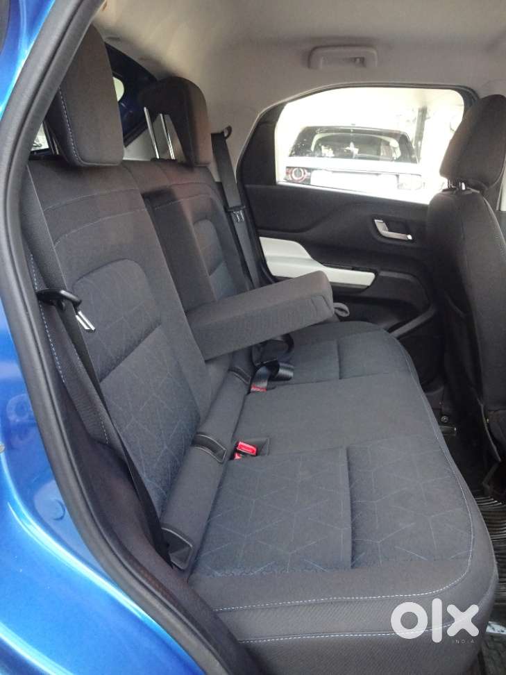 Tata Punch 1.2 Revotron Creative Amt Dual Tone, 2021, Petrol