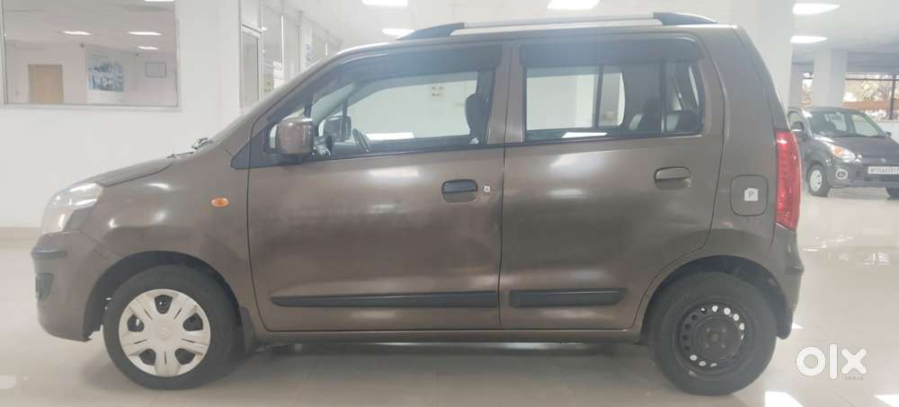 Maruti Suzuki Wagon R Stingray Amt Vxi Optional, 2017, Petrol