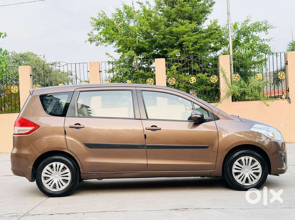 Maruti Suzuki Ertiga Vxi Abs Bs Iv, 2014, Petrol