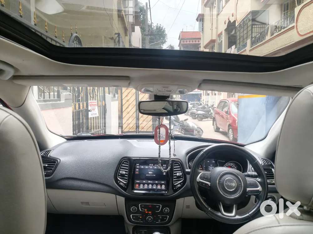 Jeep Compass 2.0 Limited 2018 with sunroof
