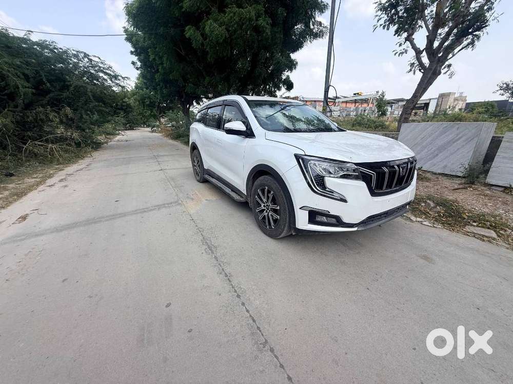Mahindra Xuv700 2024 Diesel 22000 Km Driven