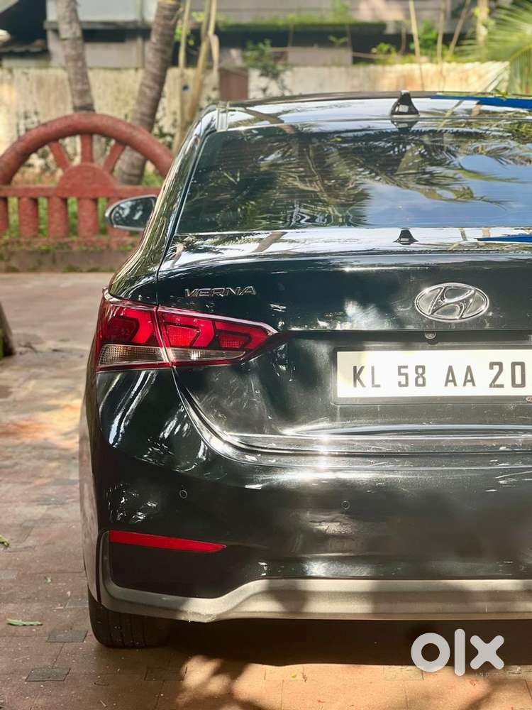 Hyundai Verna 2018 December Petrol Well Maintained