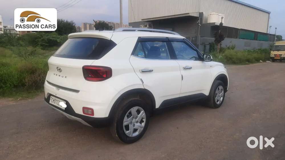 Hyundai Venue S 1.2 Petrol, 2020, Petrol
