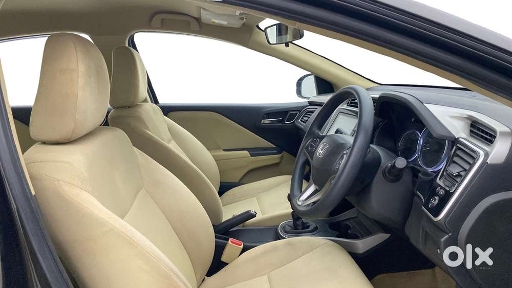 Honda City I-vtec V, 2020, Petrol