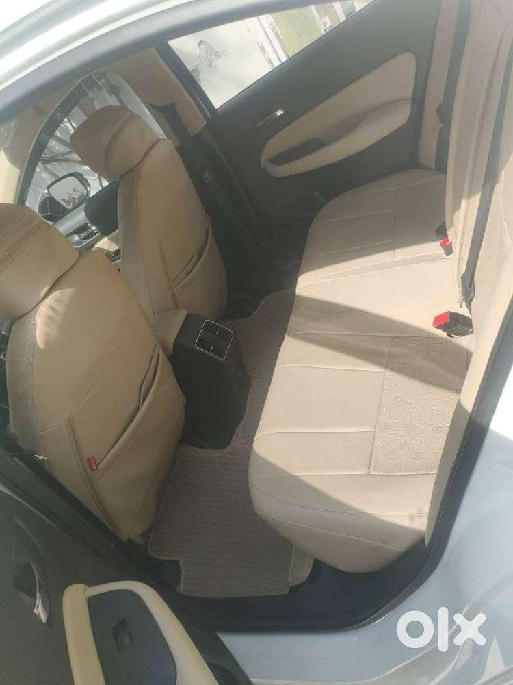 Honda City 1.5 V Cvt I-vtec Mt, 2025, Petrol