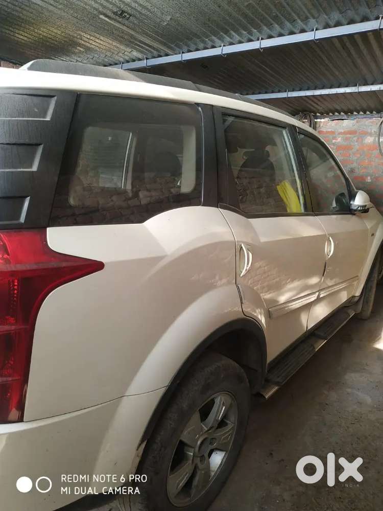 Hand Too Hand Army Perscon Car And Very Good Condition