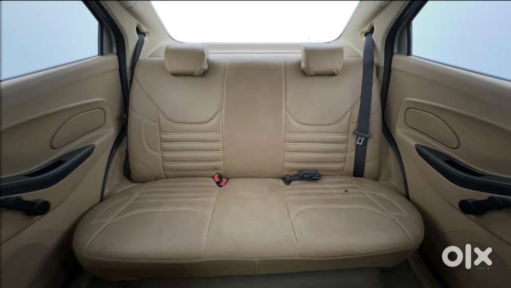 Ford Figo Aspire Ambiente, 2015, Petrol