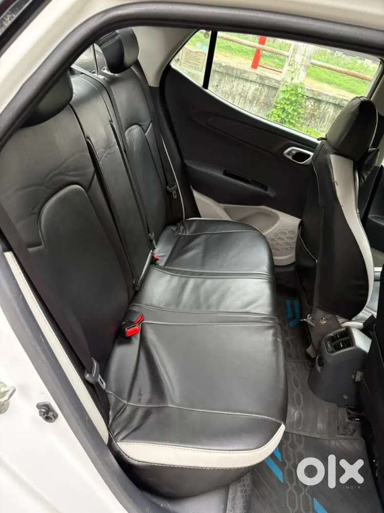 Hyundai Aura Sx 2025