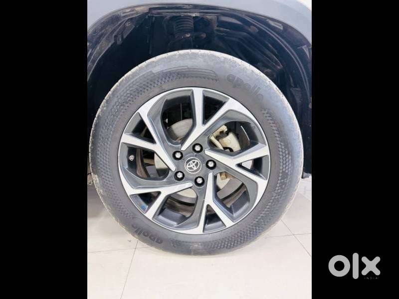 Toyota Urban Cruiser Hyryder V Hybrid Aero Edition, 2023, Petrol