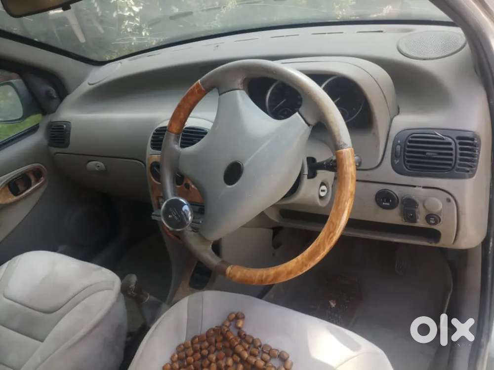 Indigo Grande Limited Edition Top Model, With Two Headrest Screens