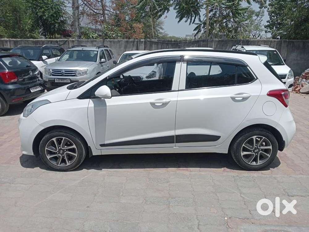 Hyundai Grand I10 Prime Automatic Top Mode 2017 Diesel 65000 Km Driven
