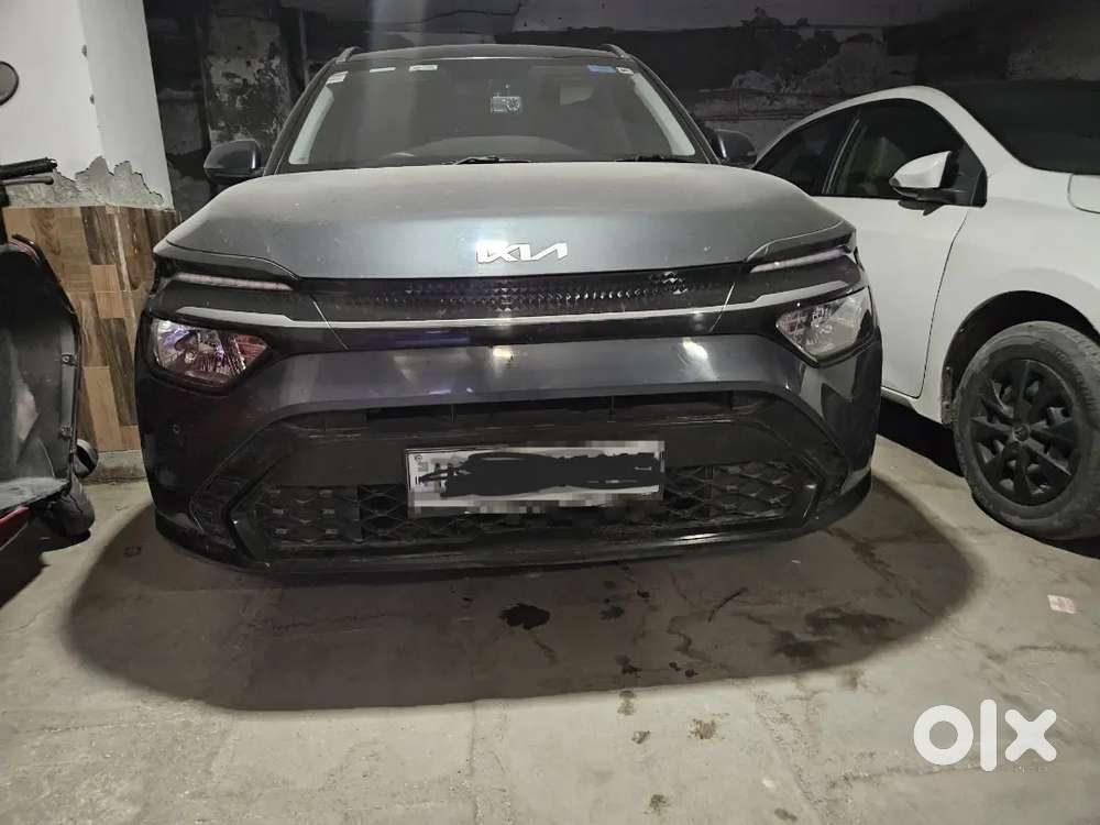 Kia Carens Sep' 2022 Petrol 30500 Km Driven