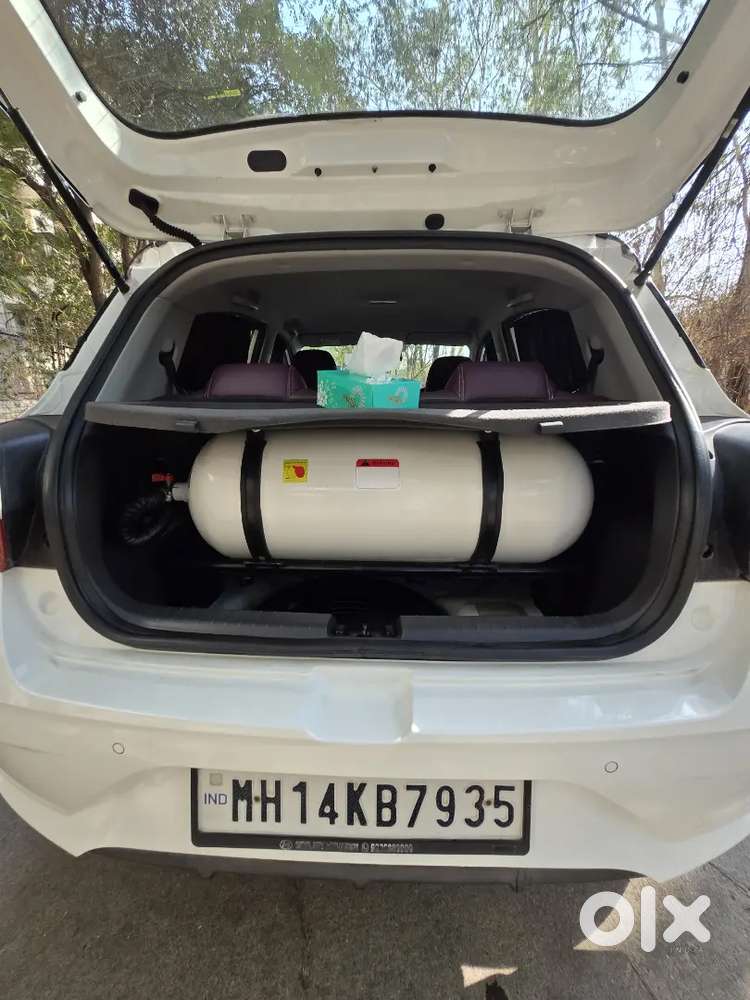I10 Nios Sportz/ Petrol And Cng/ 30000km Driven/ Direct Customers Only