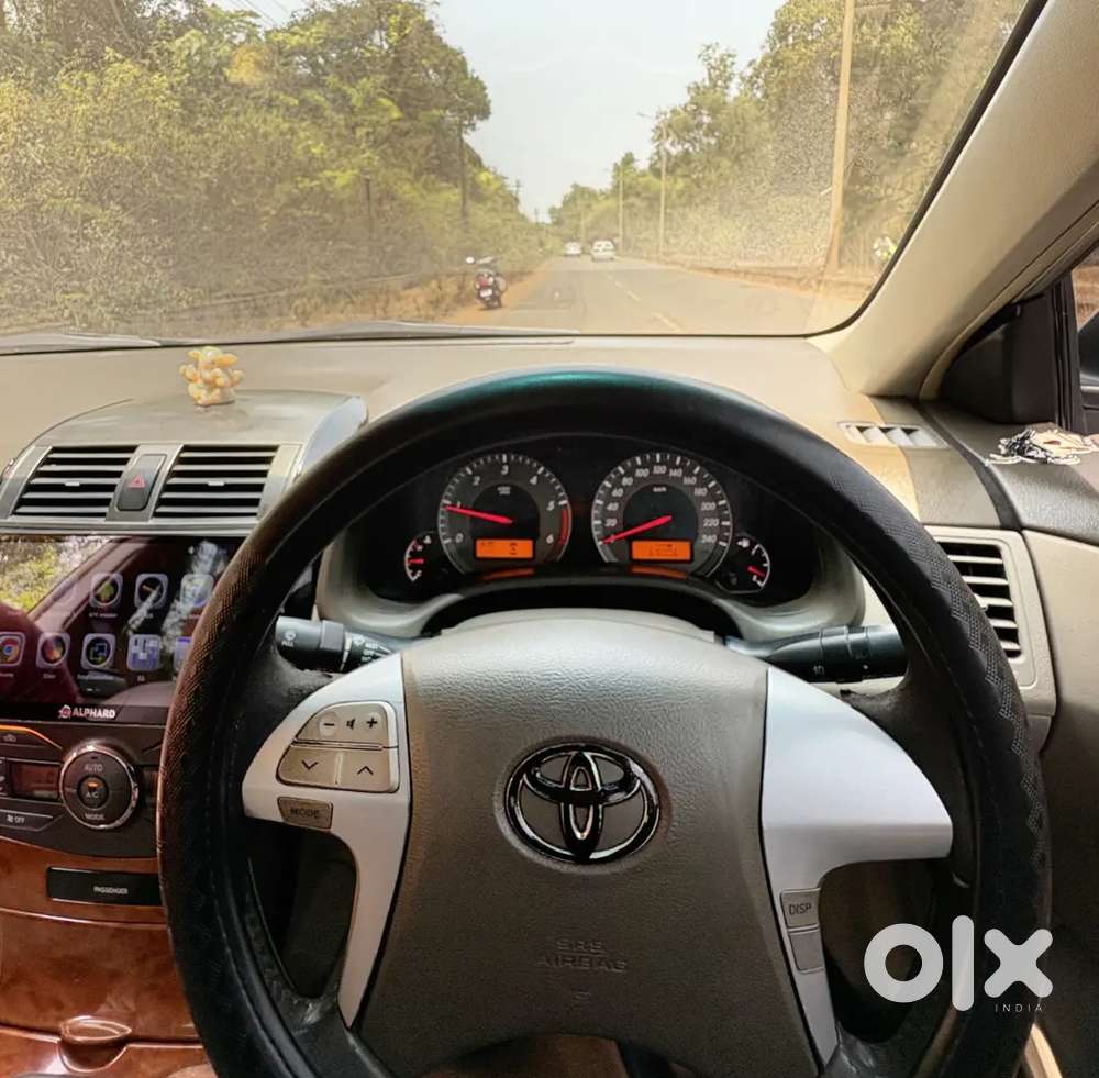 Toyota Corolla Altis Fully Top Model 2011 Diesel 128000 Km Driven