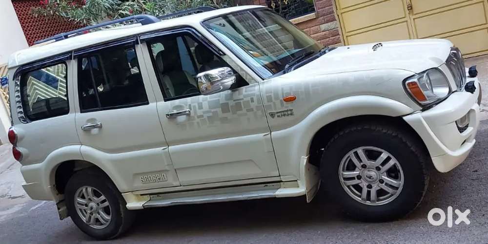 Mahindra Scorpio 2013 Diesel Well Maintained