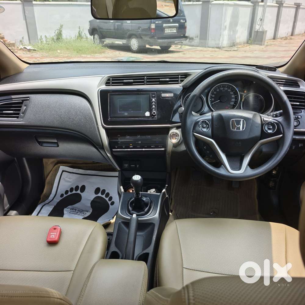 Honda City I-vtec V, 2017, Petrol