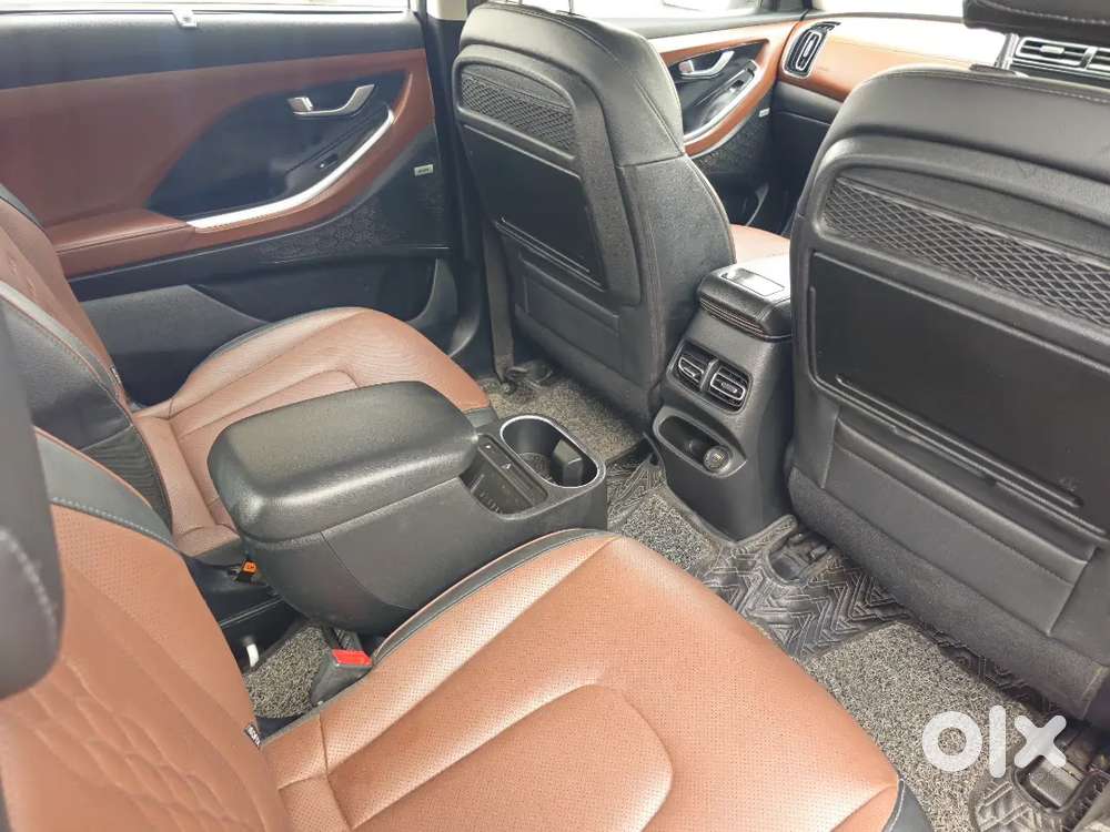 Hyundai Alcazar 2022 Diesel Auto 6 Str Dual Tone