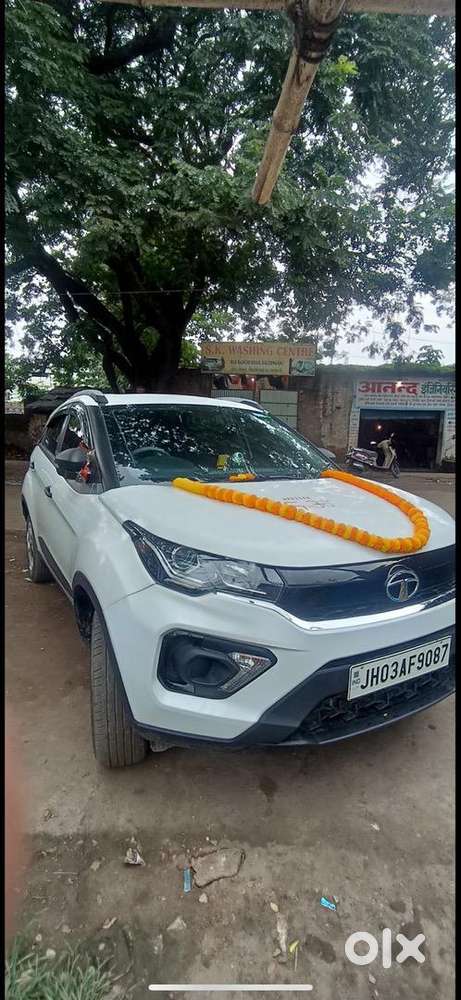 Nexon White Colour With Sunroof In Well Maintained