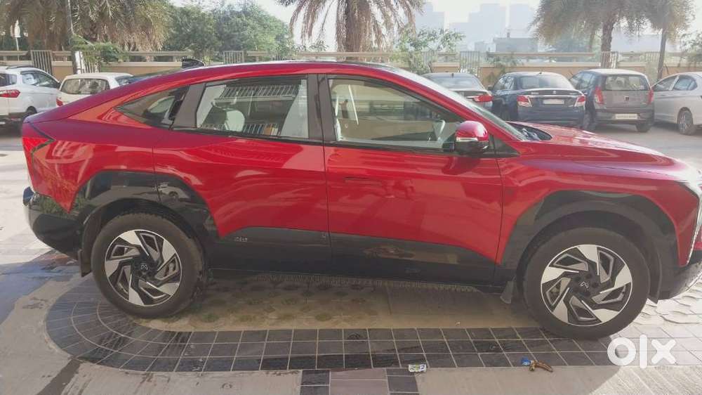 Red Xev 9e 2025 Pack 3 (topmost Model)model 13000km