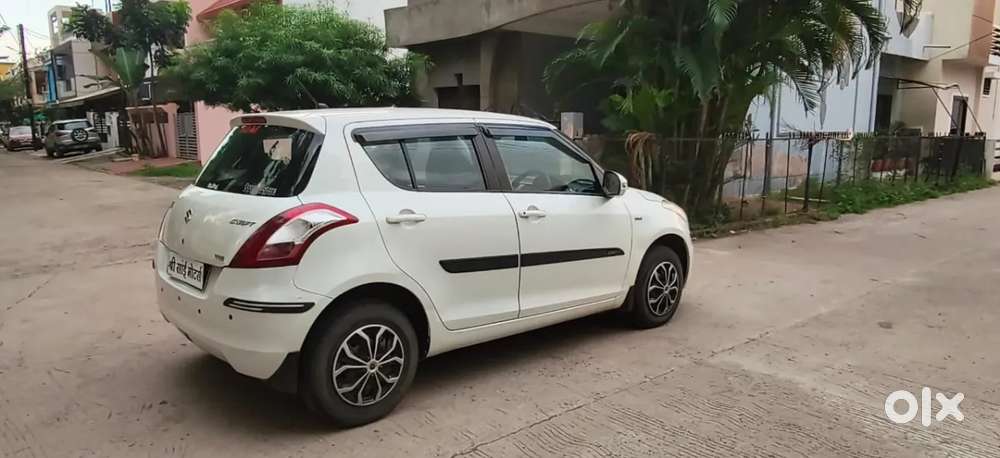 Maruti Suzuki Swift Vxi, 2017, Petrol