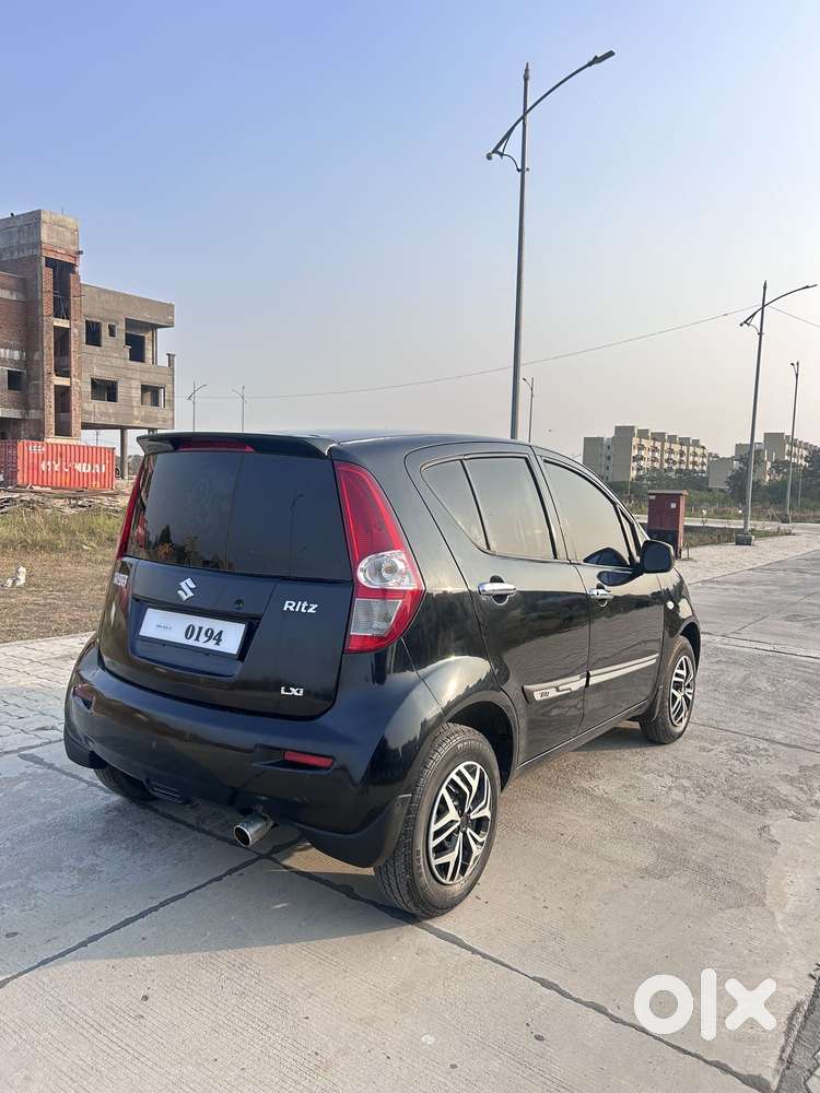 Maruti Suzuki Ritz Lxi, 2016, Petrol