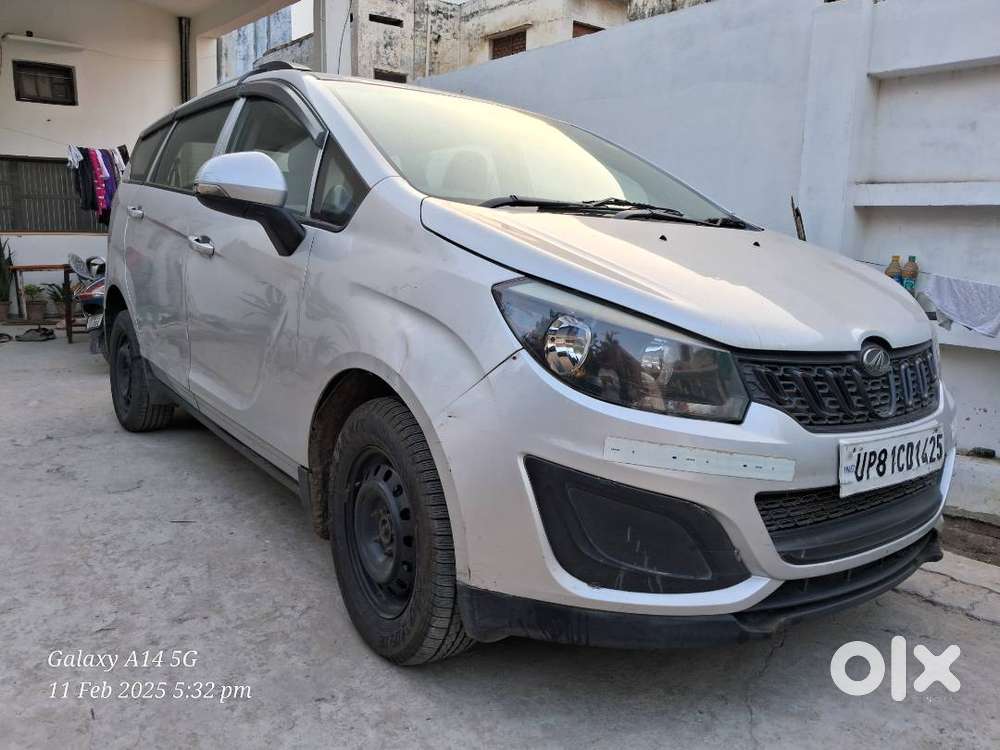 Mahindra Marazzo