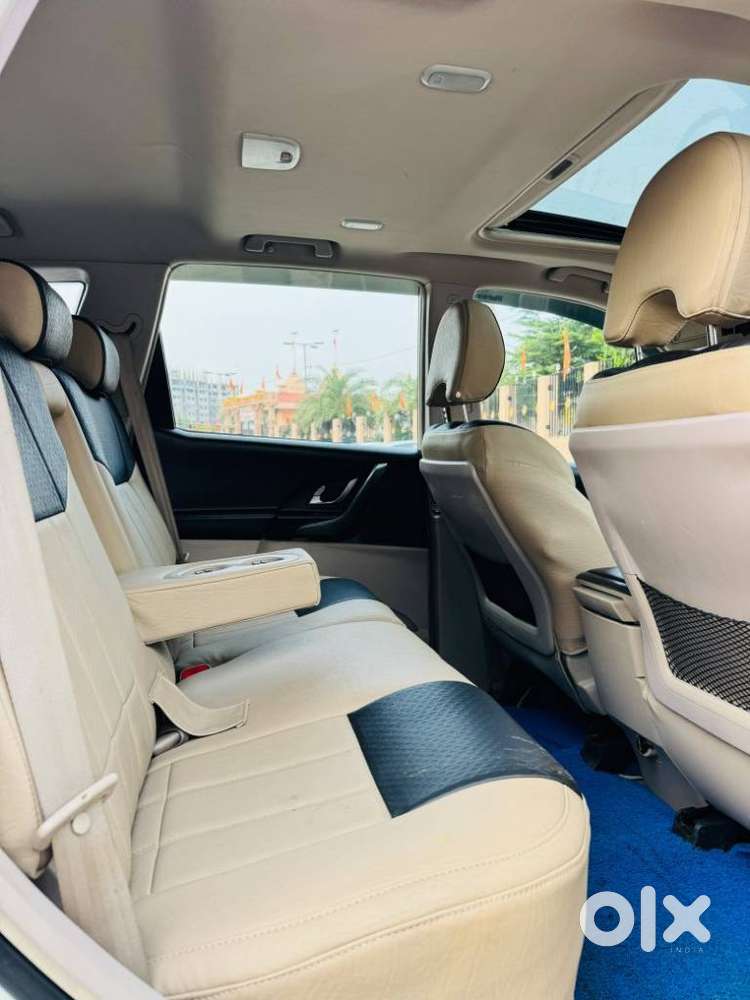 Mahindra Xuv500 At W10 Awd, 2017, Diesel