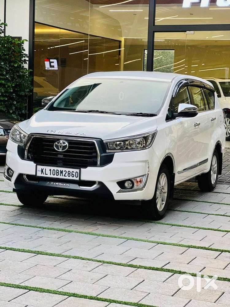Toyota Innova Crysta 2.4 G Mt, 2017, Diesel