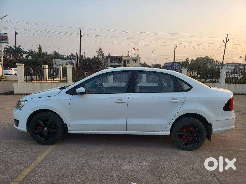 Skoda Rapid 1.0 Tsi Active, 2021, Petrol