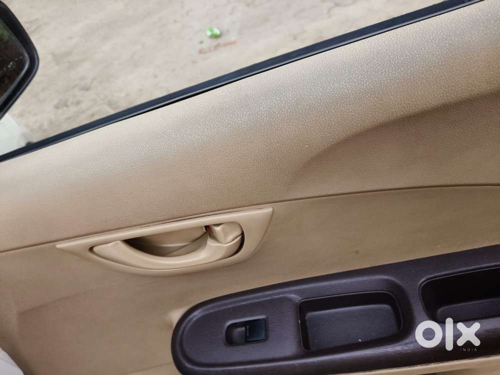 Honda Brio Ex Mt, 2013, Petrol