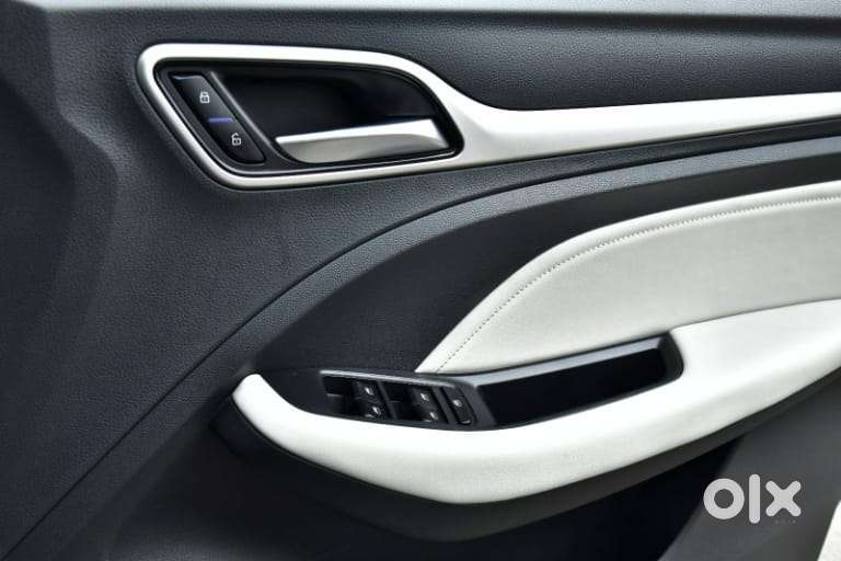 Mg Astor Zs Vti-tech Cvt Sharp, 2023, Petrol