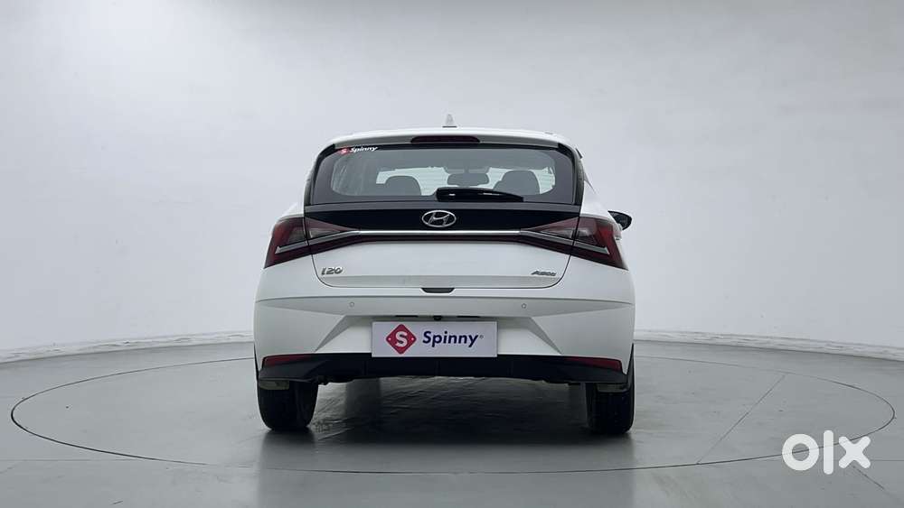 Hyundai I20 Asta (o) 1.2 Ivt, 2022, Petrol